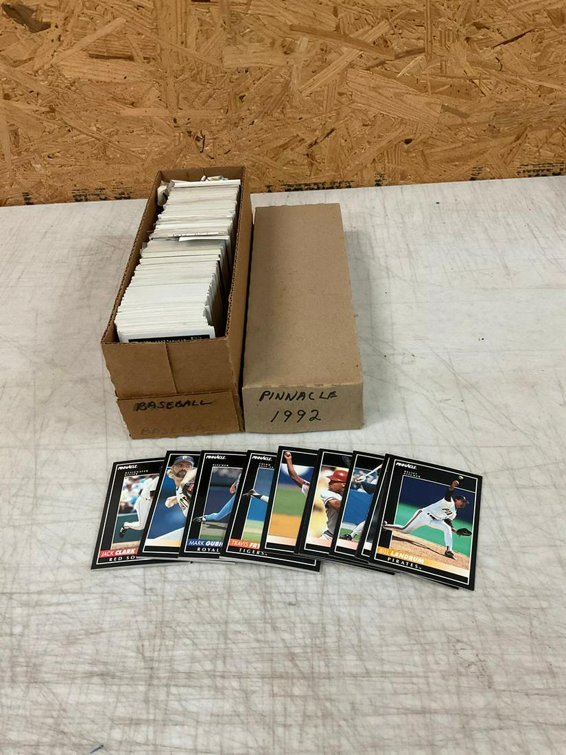 1992 Pinnacle Baseball Cards (1 of 1)