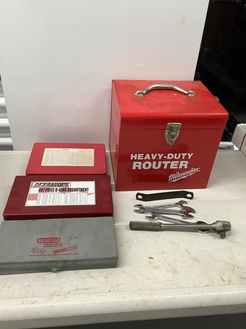 Hexagon die set two oring assortments, hand tools, and router box (no router) (1 of 1)