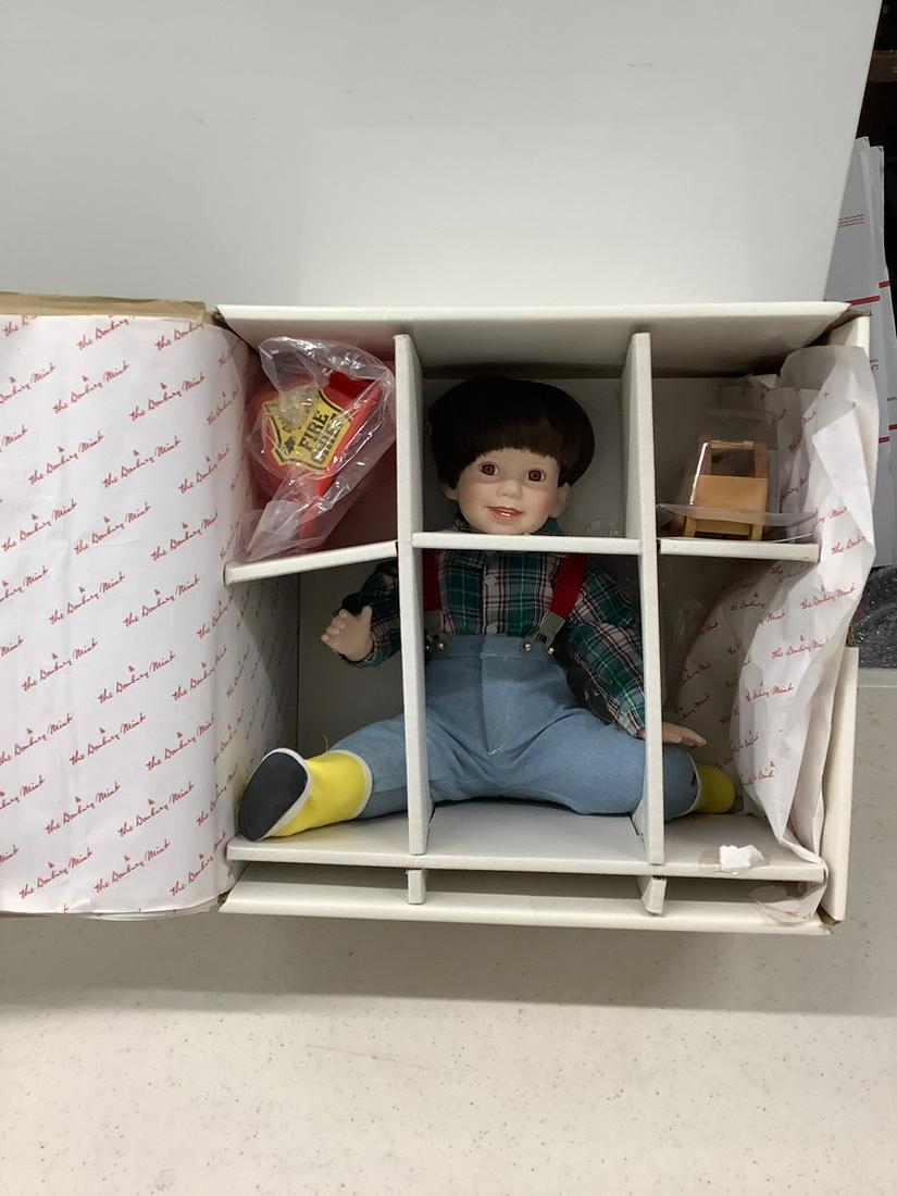 The Danbury Mint "David" Doll by Elke Hutchens: The Danbury Mint "David" Doll by Elke Hutchens