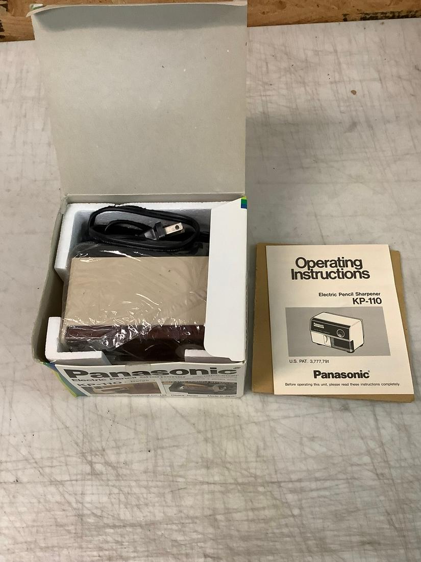 Panasonic KP-110 Electric Pencil Sharpener (1 of 1)