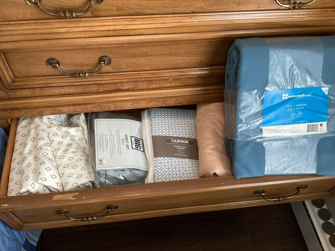 Drawer full of Sheets and New Blanket Full/Queen (1 of 1)