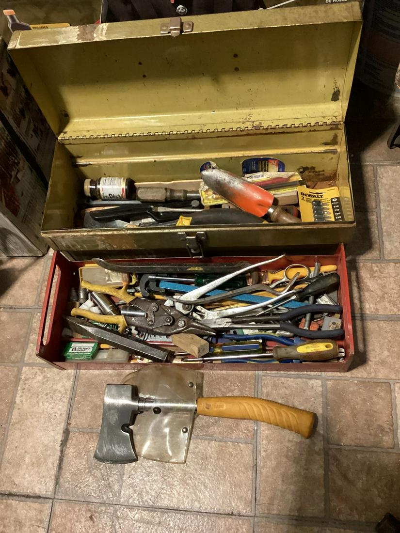 Vintage Tool Box Full of Tools (1 of 1)