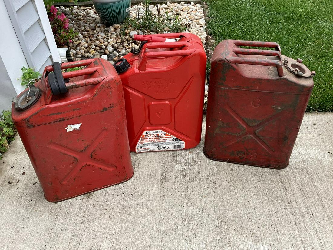 Gas Cans (1 of 1)