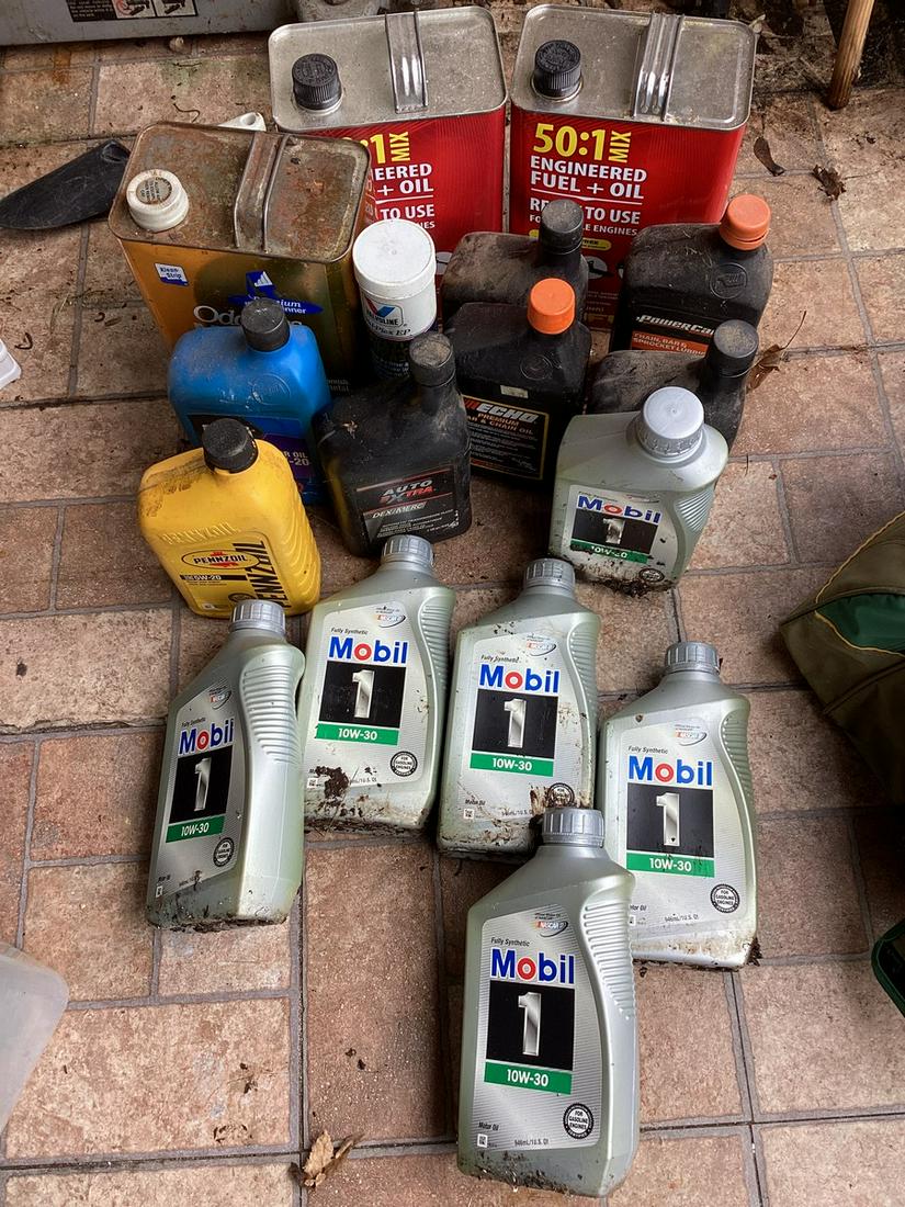 Six Sealed Mobil 10W-30 Full Synthetic, Chainsaw Oil and more (1 of 1)