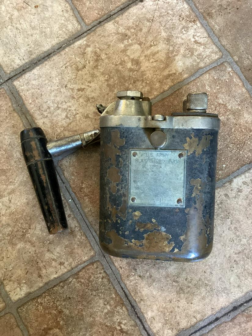 US Army Blasting Machine 10 Cap WWII? (1 of 1)