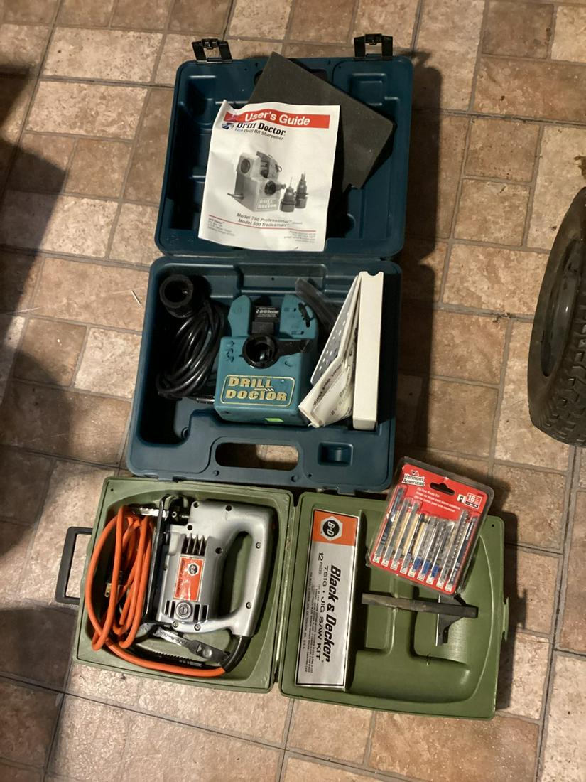 Black & Decker Jig Saw & Drill Doctor in cases (1 of 1)