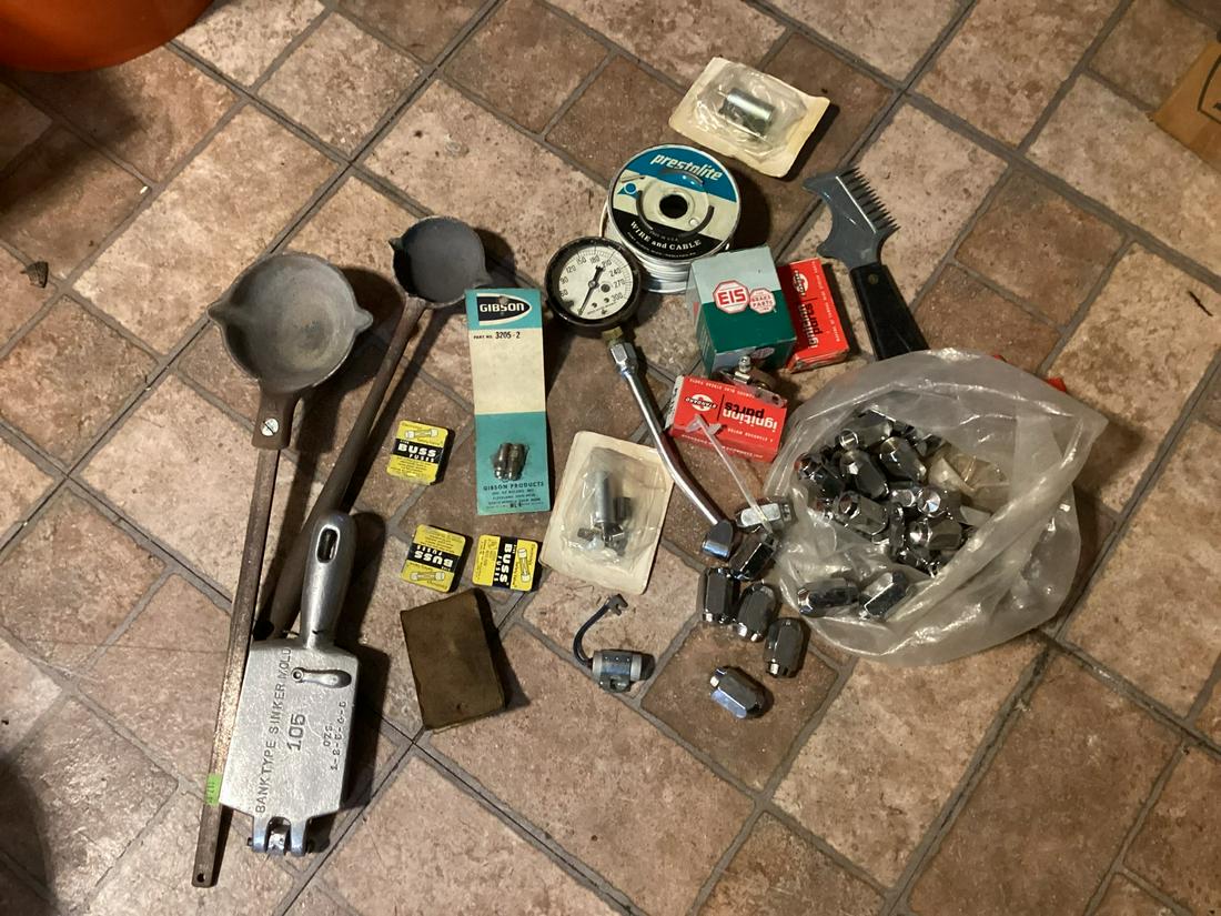 Tools, Sinker Mold and more: Tools, Sinker Mold and more