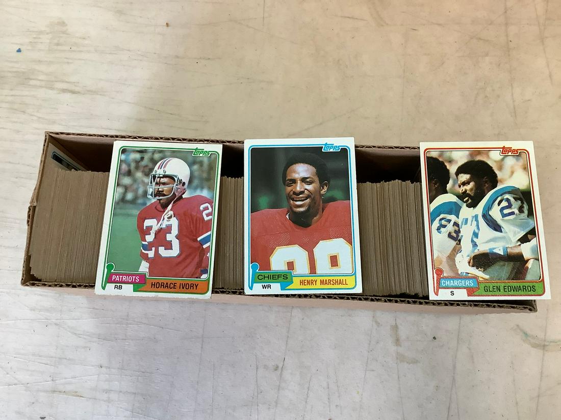 1981 Topps Football Cards (1 of 1)