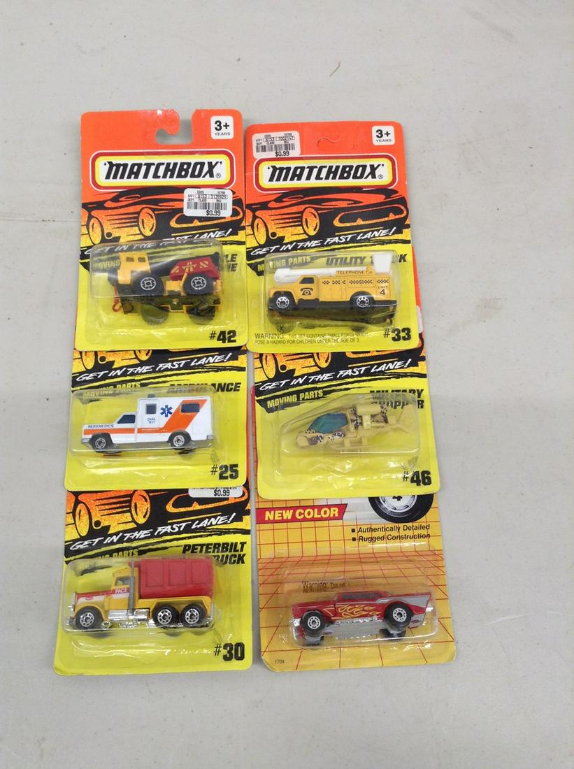 Large lot of Die-Cast metal Matchbox cars: Large lot of Die-Cast metal Matchbox cars