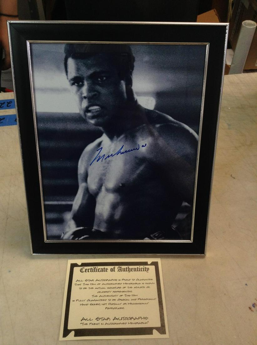 Framed Muhammed Ali Signed Photo with COA: 9 x 11