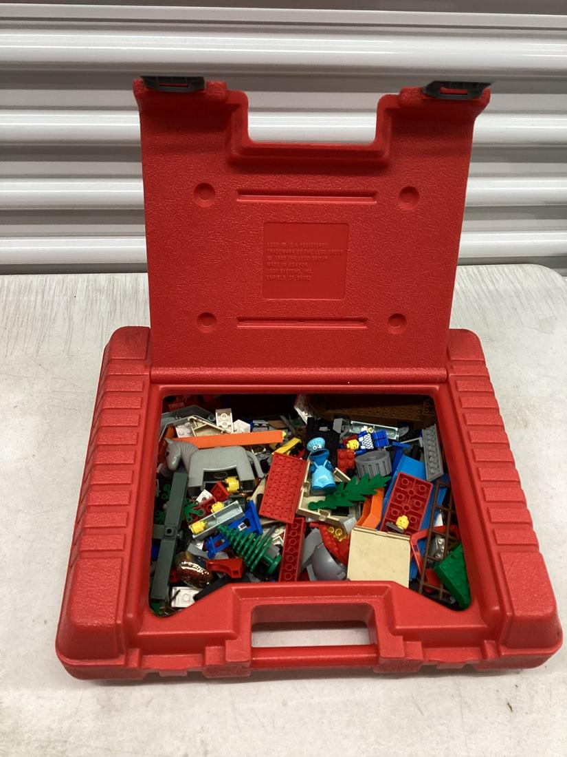 1985 Lego Box full of Legos: 1985 Lego Box full of Legos