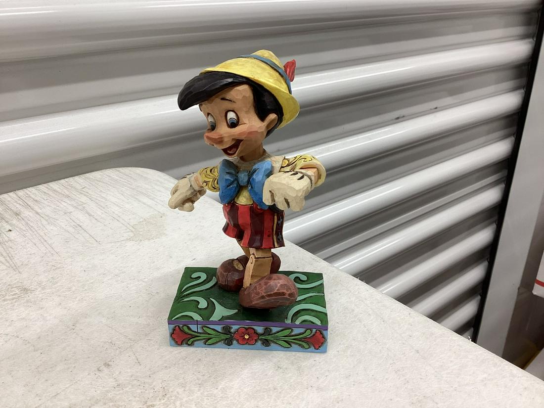 Walt Disney Showcase Collection Pinnochio "Lively Step" Statue 4.5" (1 of 1)