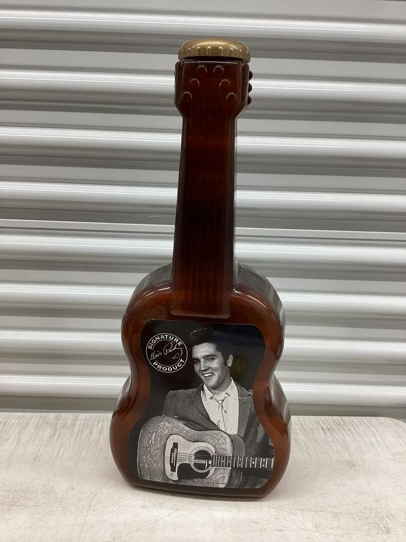 Elvis Guitar Bank 22" Plastic: Elvis Guitar Bank 22" Plastic