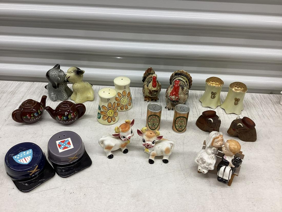 Vintage Salt N Pepper Shakers most marked Japan (1 of 1)