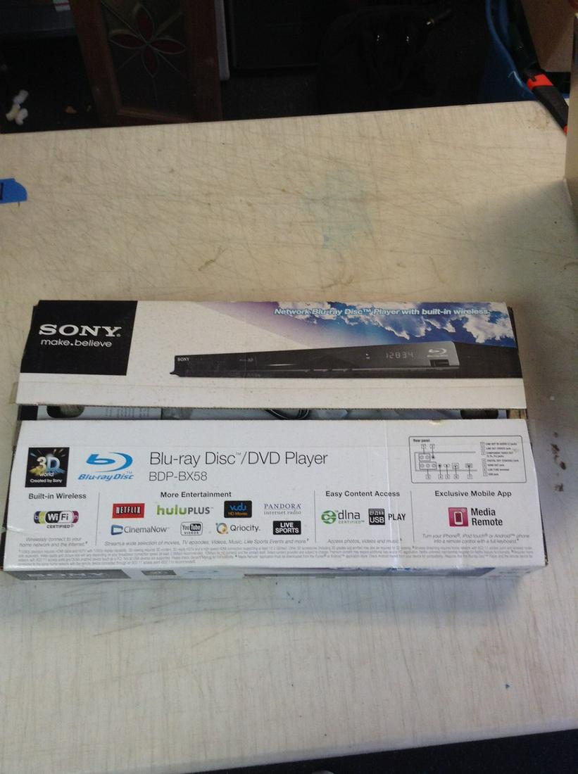 Sony Network Blu Ray Disc player with built in wireless (1 of 1)