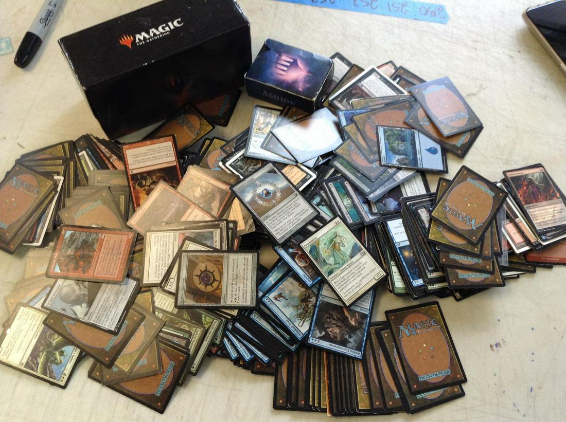 Large lot of Magic of the Gathering cards (1 of 1)