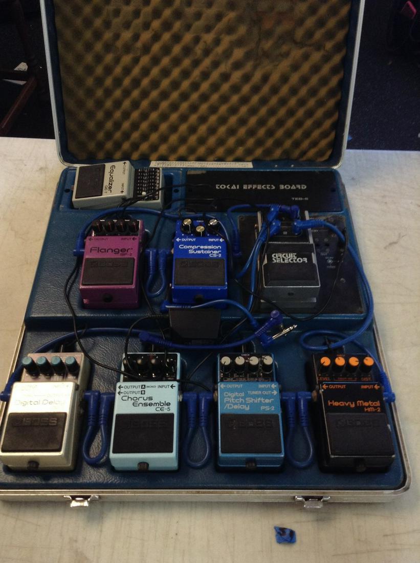 Tokai Effects Board with 7 Effects Pedals (1 of 1)