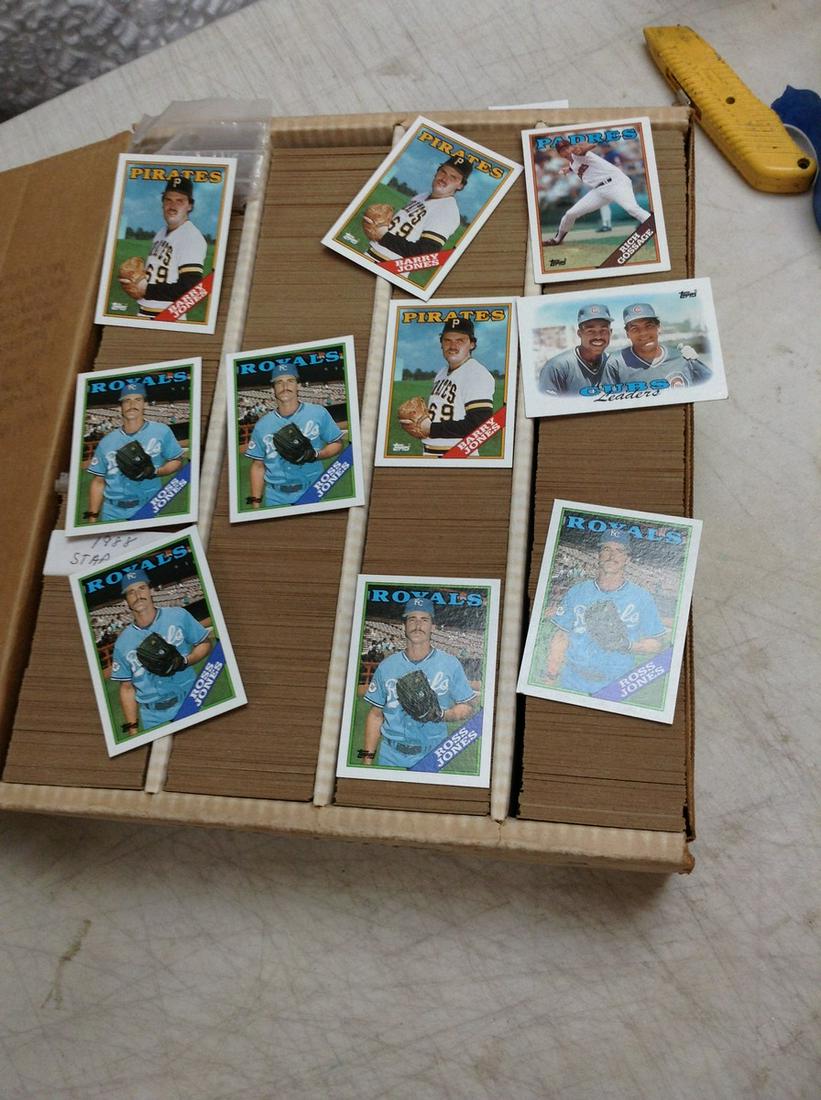 Large Lot of 1988 Topps Baseball Cards 2000+ (1 of 1)
