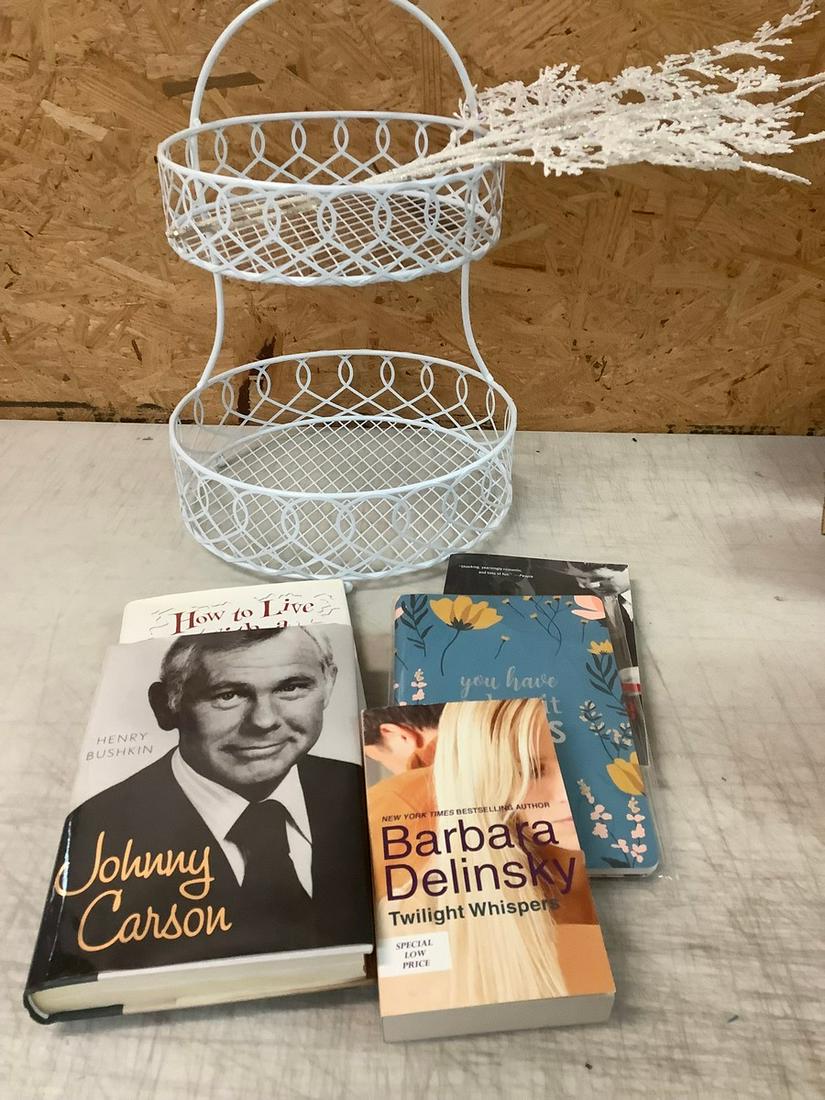 Toiletries rack, books and more: Toiletries rack, books and more