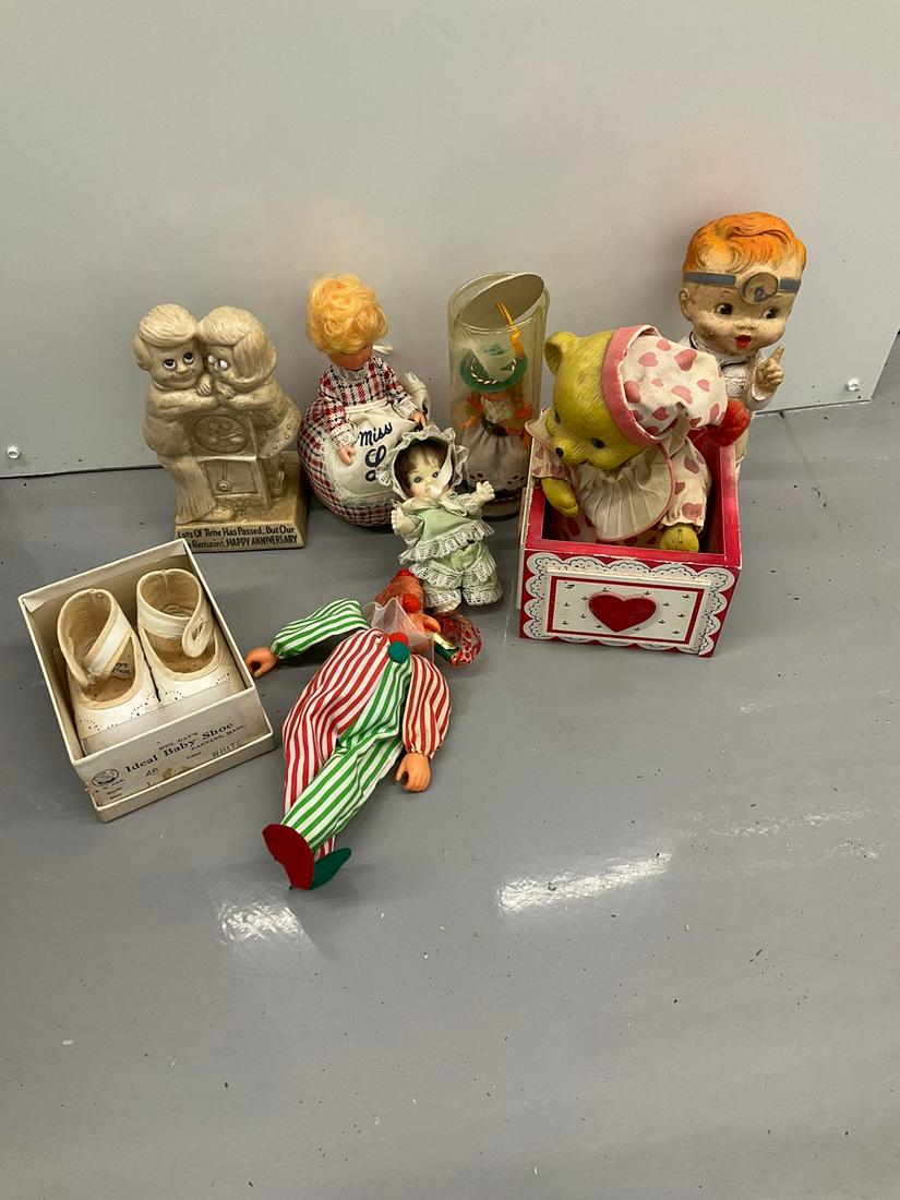 Vintage jack in the box, figurines and more: Vintage jack in the box, figurines and more