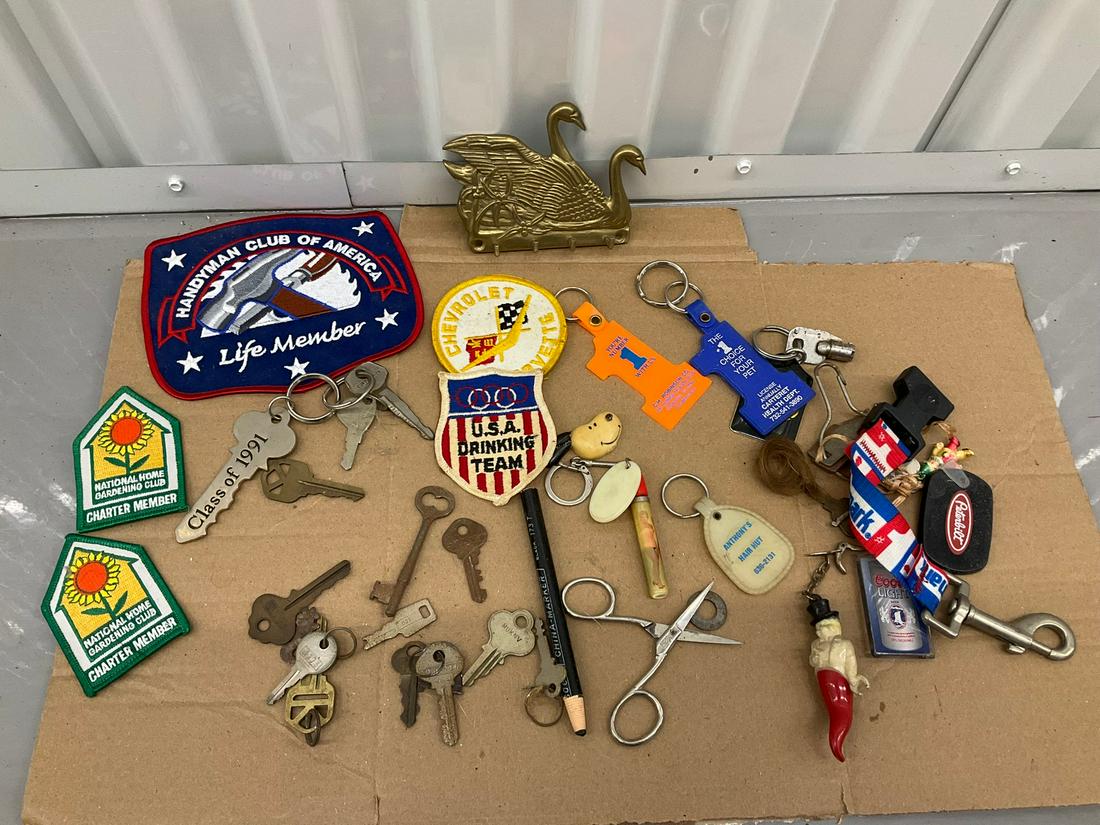 Lot of Vintage patches, key rings and more: Lot of Vintage patches, key rings and more