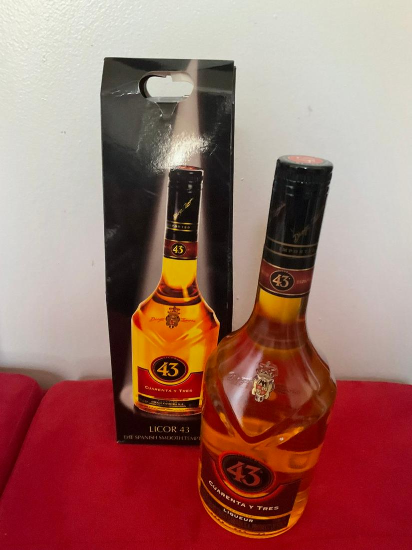 Diego Zamora Cuarenta Y Tres Licor 43 750ml Bottle: Diego Zamora Cuarenta Y Tres Licor 43 750ml Bottle
