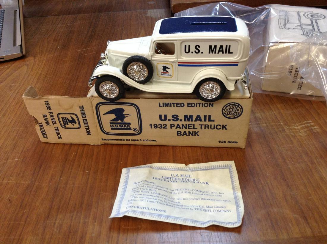 Ertle vintage 1932 die cast metal panel truck bank (1 of 1)
