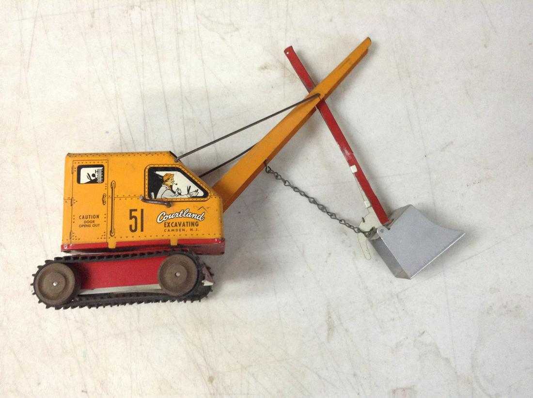 1950 Court Land Tin Toy, Excavanting Steam Shovel with original tractor treads (1 of 1)