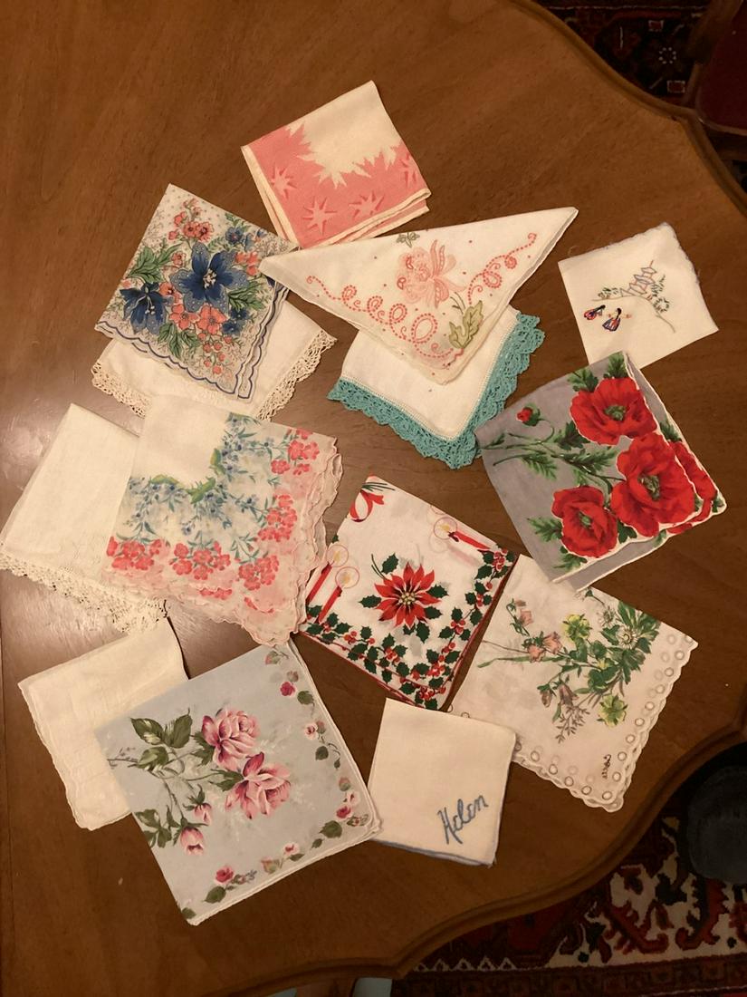 Lot of Vintage Hankies: Lot of Vintage Hankies