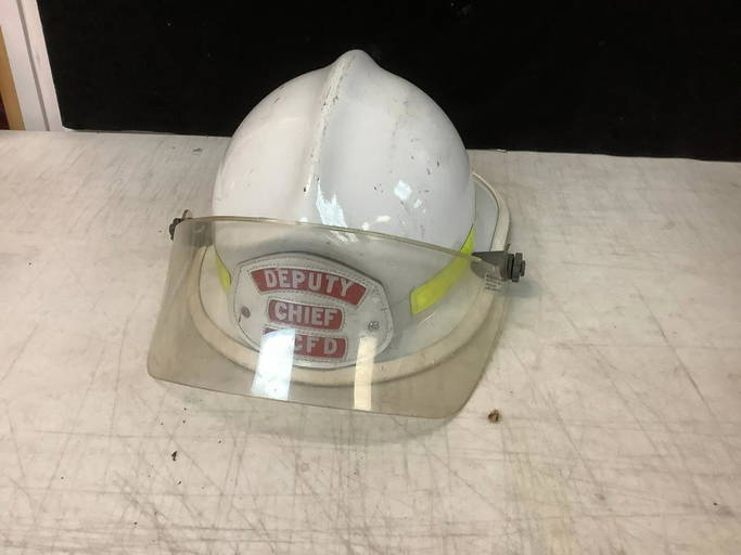 Deputy Chief ACFD N660C Metro Cairns & Brother Fireman Hat Jul 07