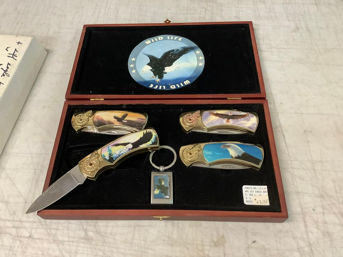 4 different eagle knives with keychain (1 of 1)