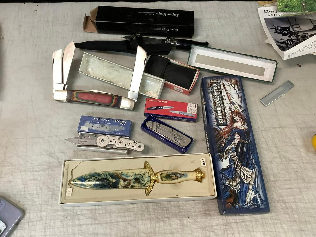 Lot of various knives and switchblades: Lot of various knives and switchblades