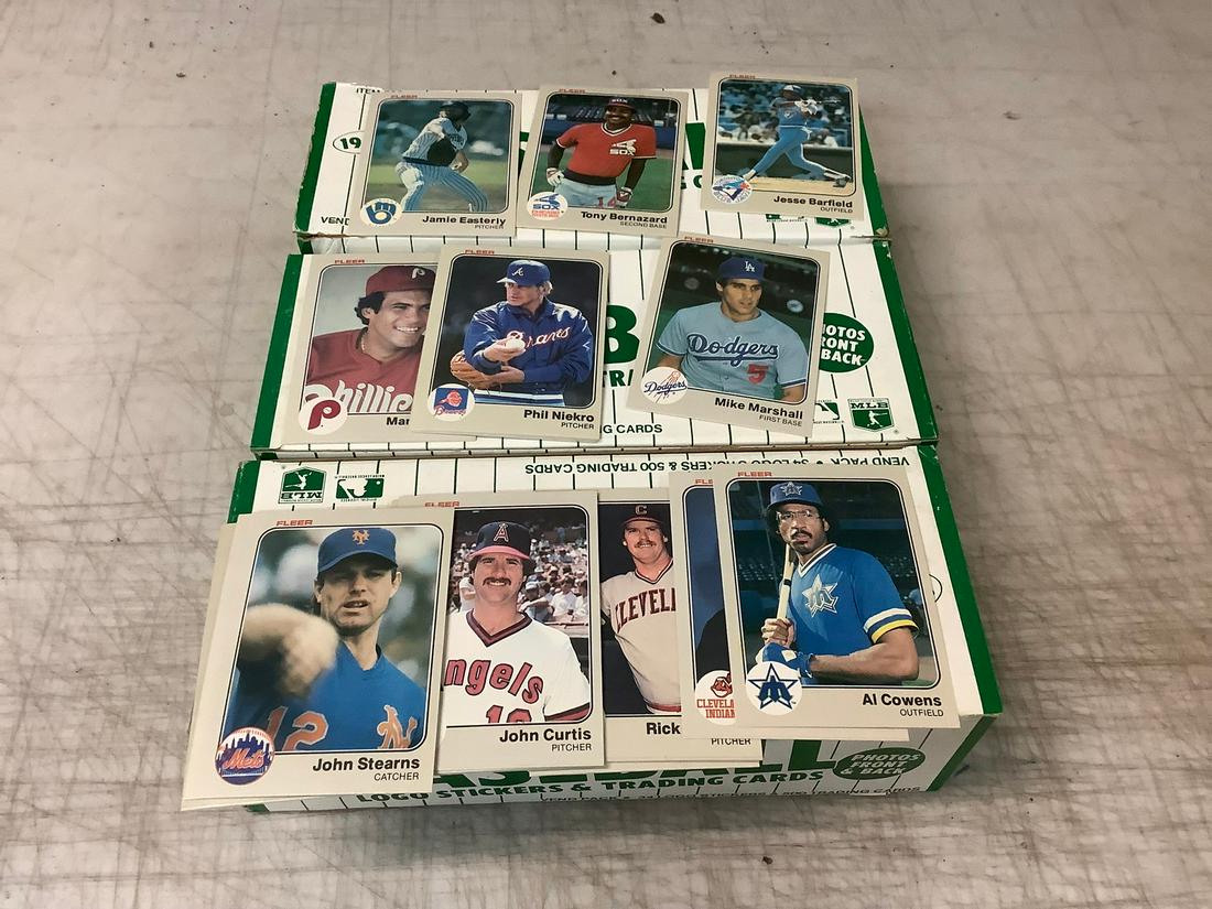 Lot of 1983 Fleer baseball cards (1 of 1)