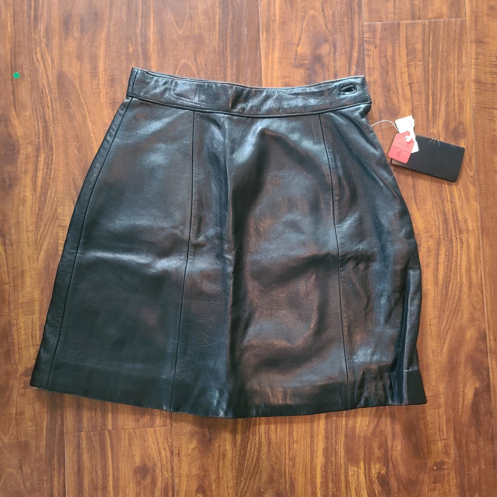 Leather Miniskirt size 4: Leather Miniskirt size 4