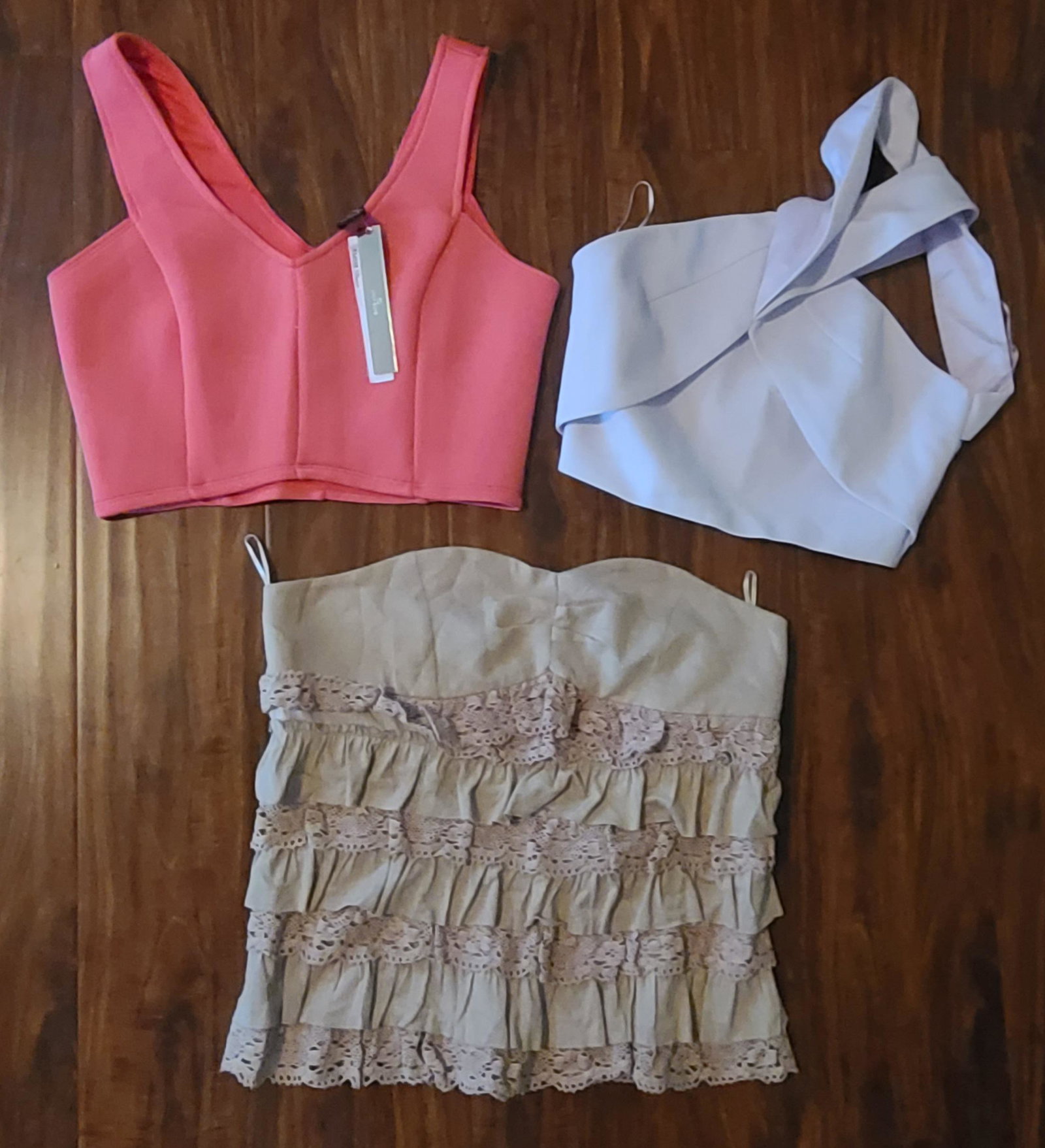 S Crop and Strapless Tops: S Crop and Strapless Tops