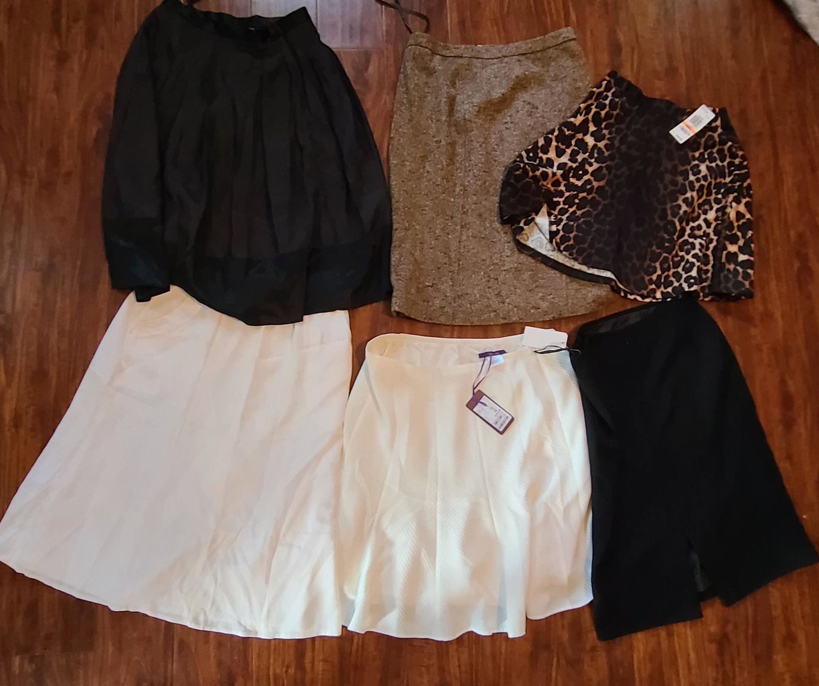 Small Medium Skirts incl Bar111: Small Medium Skirts incl Bar111