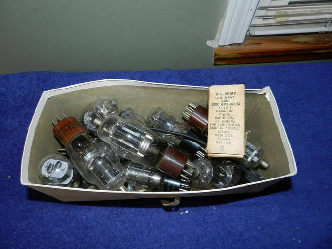 Lot Of Vintage Vacuum Tubes Jul 08, 2022 Emanon Auctions and Estate