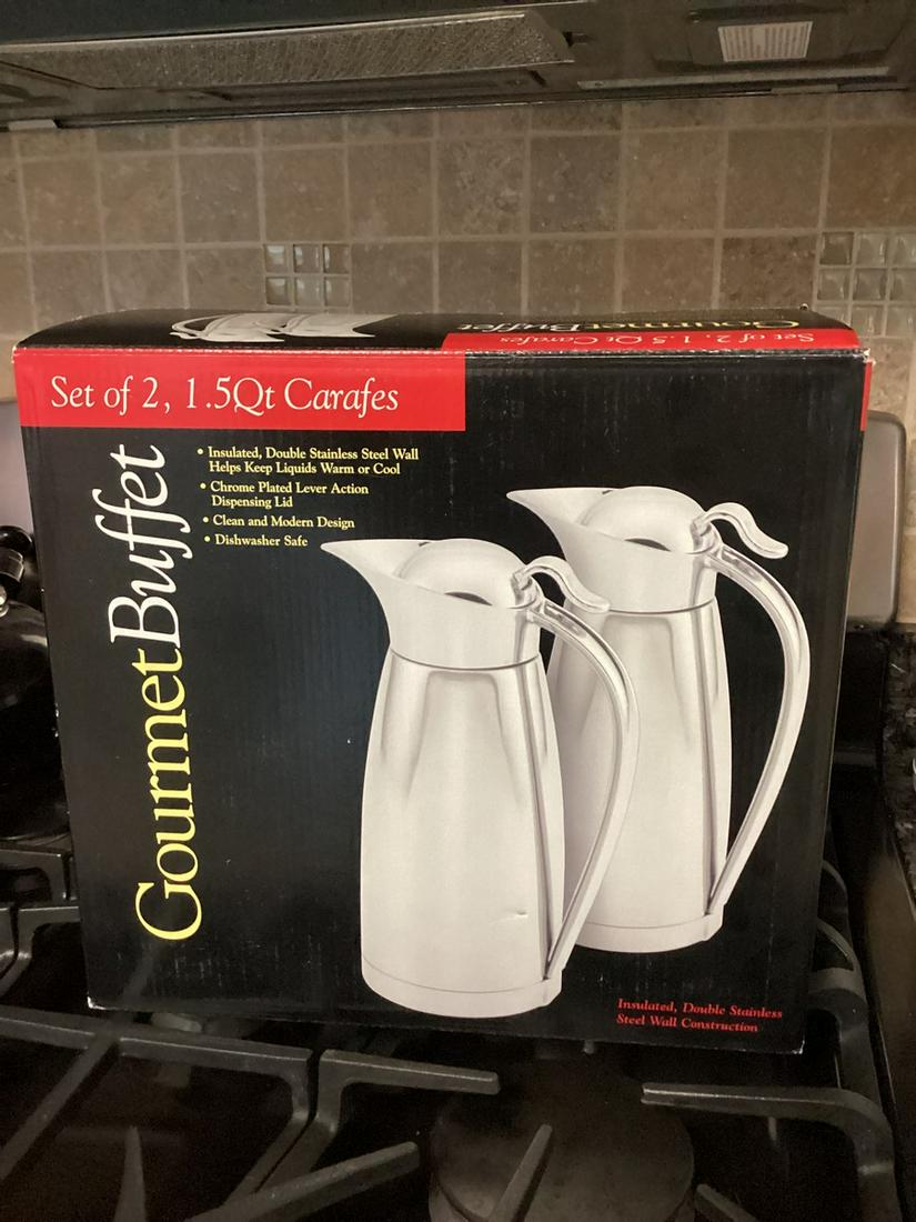 New in Box Gourmet Buffet Set of Two Insulated Carafes (1 of 1)