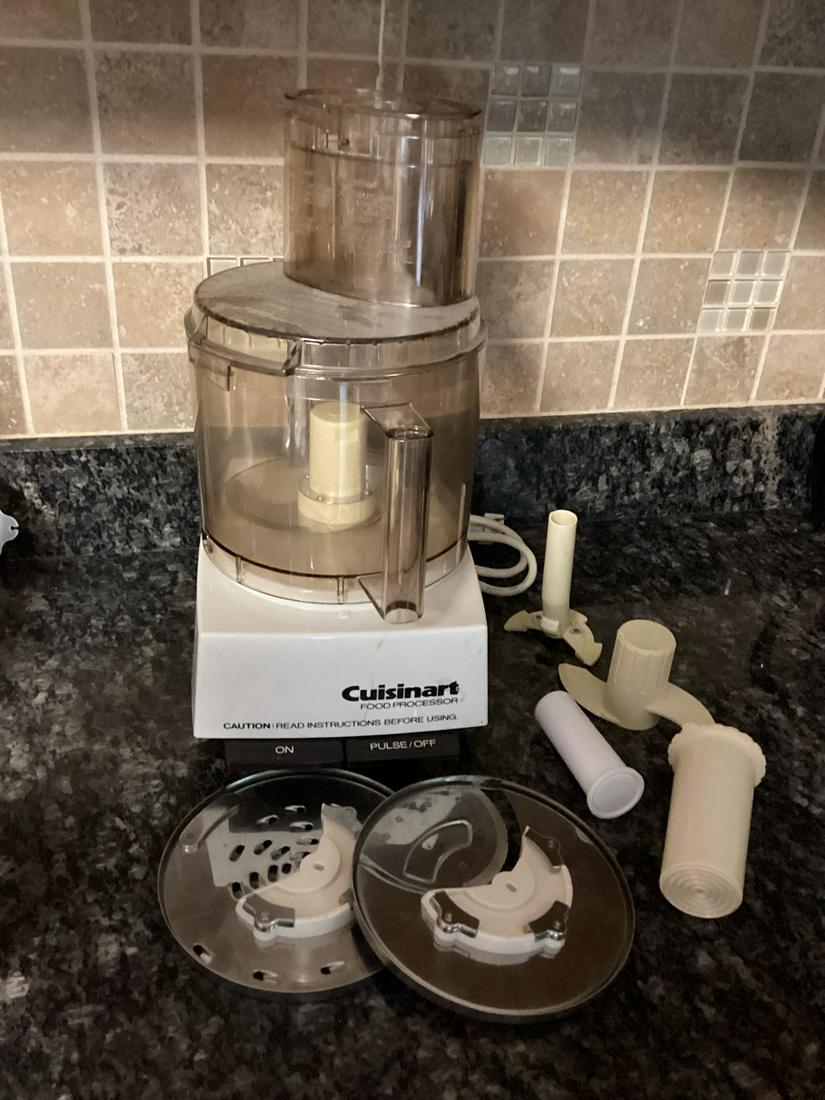 Cuisinart Food Processor (1 of 1)