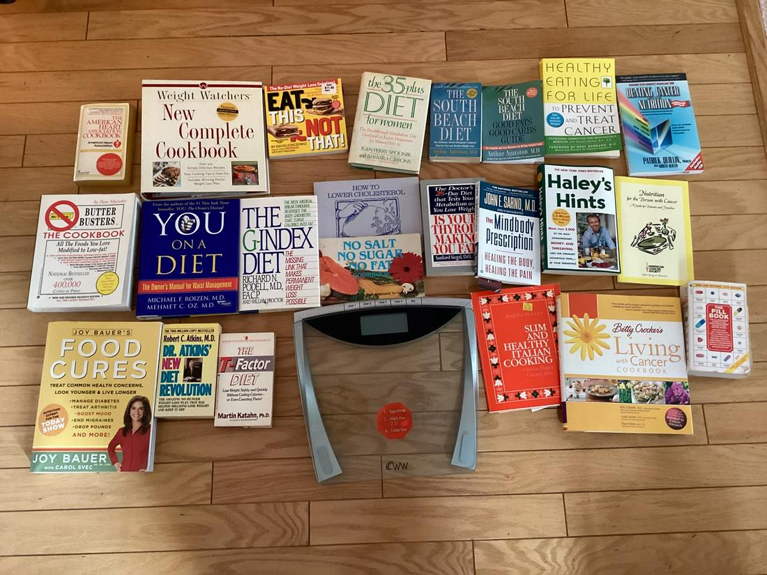 Weight Watchers Digital Scale and large lot of Diet and Health Books (1 of 1)