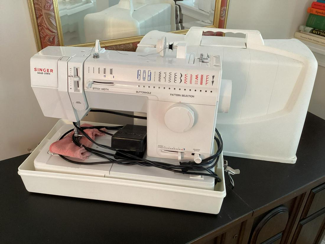 Singer Solid State Sewing Machine in Case (0075) on Jul 11, 2022