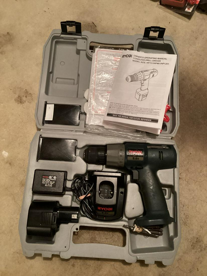 Ryobi Cordless Drill (1 of 1)