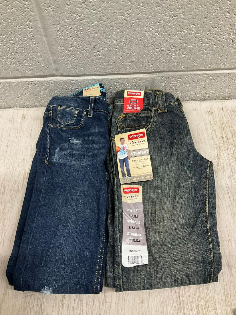 Childs wrangler jeans size 8 slim with adjustable waisting and Levi size 8 Regular jeans: Childs wrangler jeans size 8 slim with adjustable waisting and Levi size 8 Regular jeans
