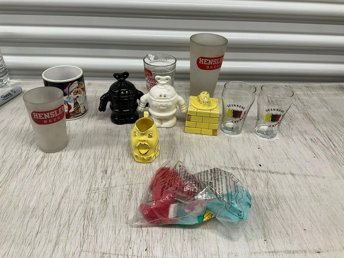 Lot of Cups and Cute Ceramic Items: Lot of Cups and Cute Ceramic Items