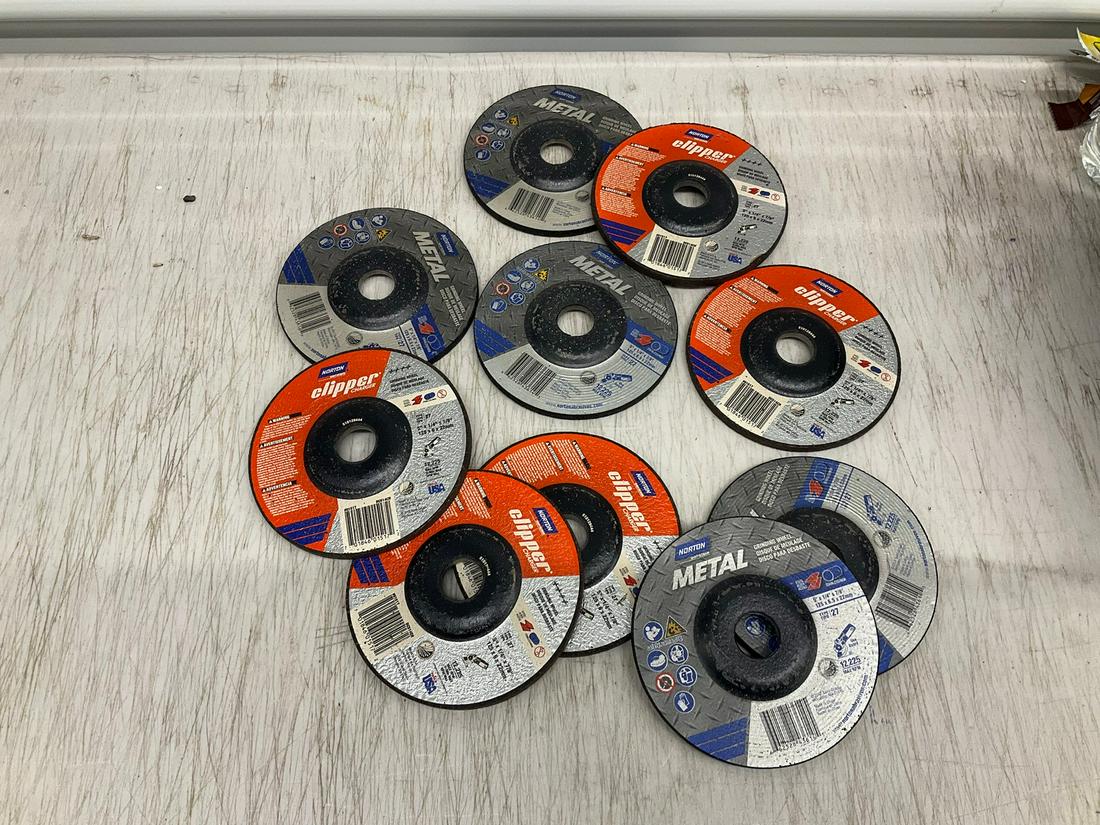 Lot of Norton grinding wheels (1 of 1)