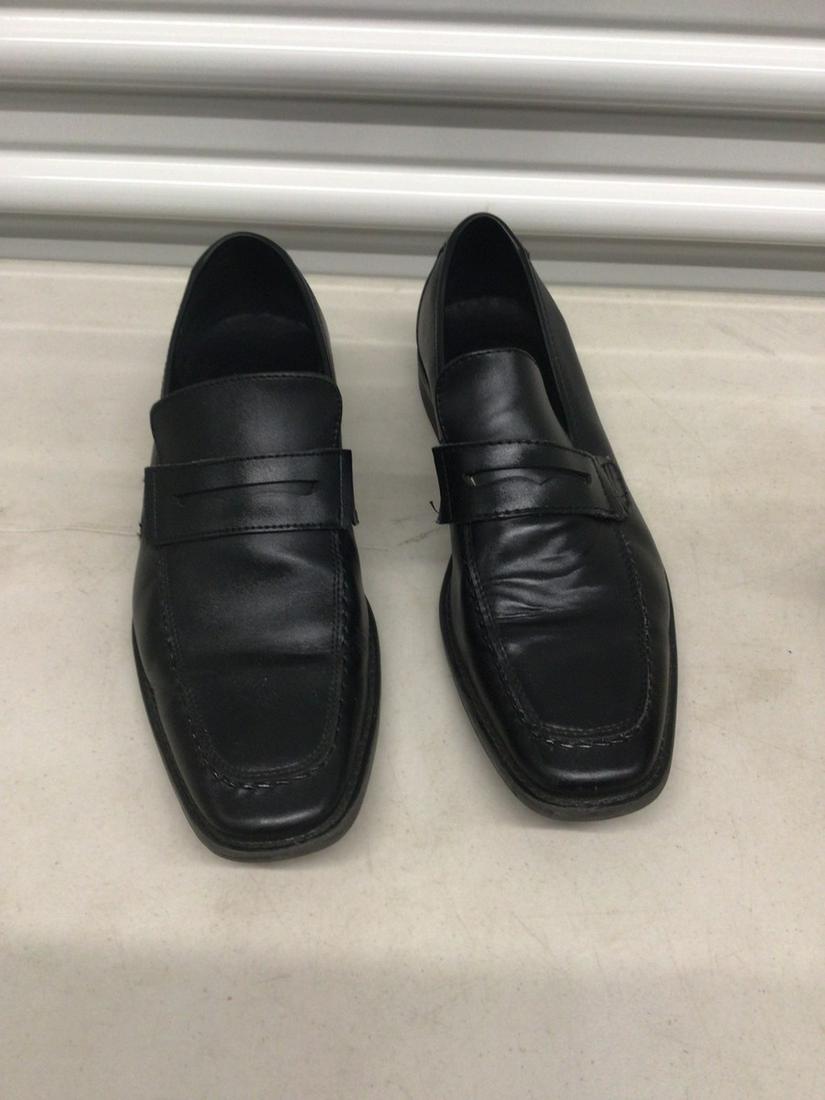 Joseph Abboud black leather loafers: 8.5 men's