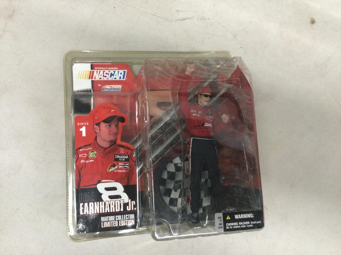 Dale Earnhardt Jr Limited Edition figurine: Dale Earnhardt Jr Limited Edition figurine
