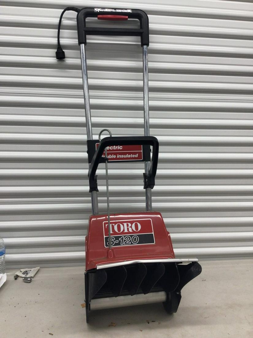 Warren TORO S120 Snow Blower (1 of 1)