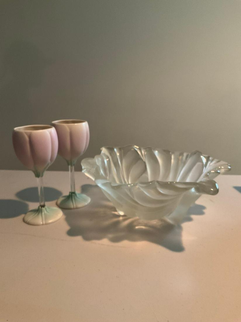 Newman Ceramic Works Signed Pair of Collectible Glasses and Large Glass Bowl (1 of 1)