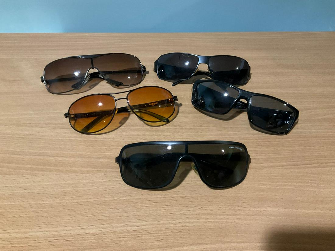 Lot of Sunglasses: Lot of Sunglasses